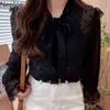NEPLOE CAMISAS MUJER Kant Patchwork Chiffon Shirt Vrouwelijke Lente Koreaanse Lace Up Bow Blouses Polka Dot Lange mouw Womens Tops 210422