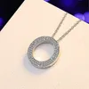 Kryształowe Naszyjniki Kobiet Wisiorek Plated Happy Fashion Full Diamond Circle Gold Silver