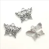 Lot 100 SZTUK Złącze Butterfly Antique Silver Charms Wisiorki Biżuteria DIY Na Naszyjnik Bransoletka Kolczyki Retro Styl 20 * 25mm DH0640