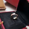 Anello liscio in oro rosa 18 carati serie LOVE coppie classiche con chiodo a vite edizione larga sia per uomo che per donna