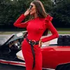 Mode Ruffle Design Sexig röd svart långärmad Skinny Celebrity Party Club Bandage Knee Length Dress Vestidos 210525