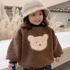 Höst vinter barn sweatshirts mode lösa pojkar flickor hoodies tjockna lammull pullover toppar barn baby kläder