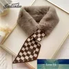 新しい猟網ニットスカーフリングecharpe haude femme高級冬の黒い白い格子縞の毛皮のスカーフ女性工場価格の専門家のデザイン品質