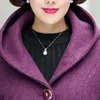 レディースウールの女性のブレンド2022秋のファッションロングフェイクコート女性プラスサイズの中年のお母さんフード付きウールエレガントなスリムレディ