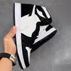 حذاء كرة السلة الكلاسيكي Jumpman 1 عالي الجودة 1s High OG Panda مصمم أزياء رياضية للركض مع صندوق