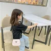 Ins Kids Triangle Presh Fashion Girls Metail Chain Messenger Bag Designer Kids Pu Lettern