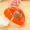 Armbandsur Dam Armbandsklocka Candy Color Dam Faux Silikon Quartz Armbandsklocka Vintage Relojes Mu