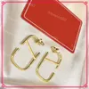 Lady Luxurys Tasarımcıları için Moda Paslanmaz Çelik Kulak Saplamaları Kadınlar Gül Goldcolor v Mektup Üçgen Küpe Partisi Weddin4156660