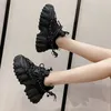 Casual Femmes Sneakers Steaux High Talons Plateforme Sports Automne Hiver Épais Fond Marcher Nouvelles chaussures respirantes