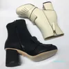 Diseñador de lujo para mujer Borla Botines de calidad superior 100% Piel de vaca Zapatos de botón de moda de cuero genuino Punta redonda 7.5 cm Tacón alto grueso