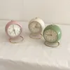 Outros relógios acessórios Ins estilo pequeno despertador simples estudantes nórdicos retro com uma cama de mesa