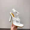 Sandálias Cross White Strappy High High Heel Mulheres 2021 Couro Preto Sapatos Designer Senhoras e Sandálias Femmes