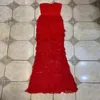 Lässige Kleider 2021 Frühlingsfrauen Rot Sexy trägerlos rückenfrei Cascading Rüschenkleid Celebrity Runway Club Abend Party Lange Vestidos