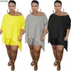 CM.YAYA Plus Size S-4XL T-shirt à épaules dénudées pour femmes Shorts Jogger Pantalon Survêtement Ensemble assorti Deux pièces Ensemble Fitness Outfit 210727