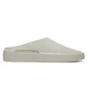 Slip-on tofflor casual skor Kaliforniens designer tofflor slipp på cement mandel betong grädde havre lyxys sandaler män kvinnor glider tofflan 36-46 euro