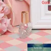 1 SZTUK Kształt czaszki Mini 8 ml Small Glass Roll On Perfumy Butelka Szkło Butelki Cena fabryczna Ekspert Design Quality Najnowszy styl