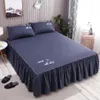 Merk Beddengoed Trendy Huishoudelijke Bed Rok Voor Multiple Size Bedspread Matras Goed Noble Bed Black Cover met kussensloop F0068 210420