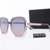Luxusmarken -Designer -Sonnenbrille fährt männliche und weibliche polarisierte große Rahmenquadratmodus -Modebrillen für Einkaufszentren, Reisen, Strände WX30