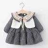 Automne Toddler Girls Vêtements pour 1-4 ans Robe bébé Hiver Hiver Casual manches longues Plaid blanc Vest 2pcs 210515