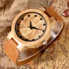 Mode trä armbandsur med äkta läder kreativ ljus bambu klocka för kvinnor män relojes de madera