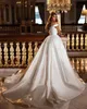 Blygsam satin sjöjungfrun bröllopsklänningar med avtagbart sveptåg elegant av axelpärlade kyrstaler korsett bakre brudklänningar ves2390