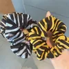 Vintage randiga söta kvinnor Scrunchie Elastic Bands Girls Headwear Scrunchy Loop Ponytail Holder Hårtillbehör 1313 B3