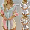 Freizeitkleider 2021 Das farbige gestreifte Blusenkleid mit Knopfleiste für Damen und Urlaubshemd