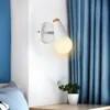 Nordic Style Vägglampa Järnkonst och Solid Trä Korridor Hallväg Aisle Bedroom Bedside Night Light Färgtemperatur Varm