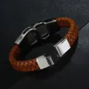 Bracelets à breloques vendant des bijoux en acier au titane tissés rétro simples pour hommes Bracelet en cuir de vachette imitation