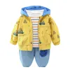 Mode Kinder Baumwolle Kleidung Sets 1-4T Baby Jungen Mädchen Mit Kapuze Mantel Cartoon Designer Denim Anzug Tops + pullover + Jeans = 3 Teile/satz