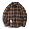 Mäns avslappnade skjortor harajuku Plaid våren 2021 Autumn Winter Högkvalitativ flanell män överdimensionerade lösa retro långärmad226a