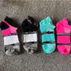 DHL gratis roze zwarte sokken volwassen katoenen korte enkel sokken sport basketbal voetbal tieners cheerleader nieuwe Syle meisjes sok met tags