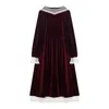 Abito vintage francese rosso Fasciatura sul petto Bottone Colletto quadrato Manica lunga Abiti di flanella Donna Elegante retrò Vestidos Lady 210417