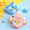 Baby Kids Sandals Slippers For Boys Girls Summer Hole Toddler Shoes Cute Caroon Indoor Home Children Slides Soft Sole Antiskid 210713