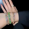 Charmarmband Shining Zircon Crystal Open Armband Färgglada Rhinestone European och American Ladies Fashion Jewelry