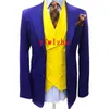Custom-feita dois botões Groomsmen Peak Lapel noivo TuxeDos Homens Suits Casamento / Prom / Jantar Homem Blazer (Jacket + Calças + Tie + Vest) W851