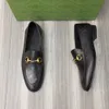 Spring casual men shoes loafers black genuine leather boots luxury design Mens leather dress flats shoe with Horsebit roune low tops slip one oxfords top quality38-45