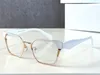 Mode Designer Kvinnor Metallram 63WV Katt Ögonform Optisk Glasögon Rensa Lens Glasögon Trend Vintage Style Anti-ultraviolett skydd Kom med väska