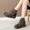 Boots of soft leather that restore ancient ways autumn winter outdoor thick bottom is comfortable prevent slip recreational