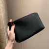 Sac de maquillage noir pour femme voyageant toilette marque de mode concepteur grande capacité sacs de poche cosmétiques avec emballage de boîte