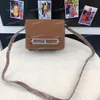 Designers väskor handväskor Purses Womens Luxurys högkvalitativa crossbody messenger axel topp äkta äkta läder mode gul svart gris näsa