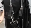 2021 رجل أسود النايلون مصمم حقيبة عالية الجودة حقيبة كمبيوتر محمول سعة كبيرة الرجعية الأزياء مكتب حقيبة يد