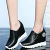 Jurk schoenen ademend mode sneakers vrouwen lederen wig hoge hak gladiator sandalen vrouwelijke zomer ronde teen platform pompen