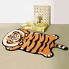 Cartoon-Tiger-Teppich, rutschfest, für den Nachttisch, saugfähig, Badezimmermatte, Tiere, bedruckt, Teppiche für Kinderzimmer, Dekoration, niedliche pelzige Teppiche 211109