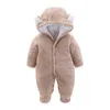 Bear Leader Baby Girls Fashion Cute Winter Romper Born Boys Cartoon Ear Söt Solid Kläder Barn Varm Flannel Romper 210708