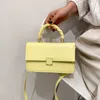 2021New Moda Bolsa de Ombro Simples Lazer Pequeno Satchel confortável e bolsa de couro