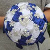 Kraliyet Mavi Beyaz Gül Yapay Fowers Düğün Buket El Holding Çiçekler Elmas Broş Inci Kristal Gelin Buketleri W125-3 Dekoratif
