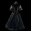 Sommar temperament Vestidos Kvinnors fyrkantiga krage Flared Ärmes Broderi Tryck Velvet Ribbon Mesh Midi Dress C784 210506