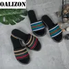 Sandalo Pantofole Summer Fashion Stripy Flat Open Toe Shoes Lady Infradito Mocassini Mules Slides Scarpe da donna