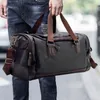 Mens Travel Duffle Bags Pu Leather Waterproof Classic Sports Fitness Handbags stor kapacitet multifunktion axel duffel237c